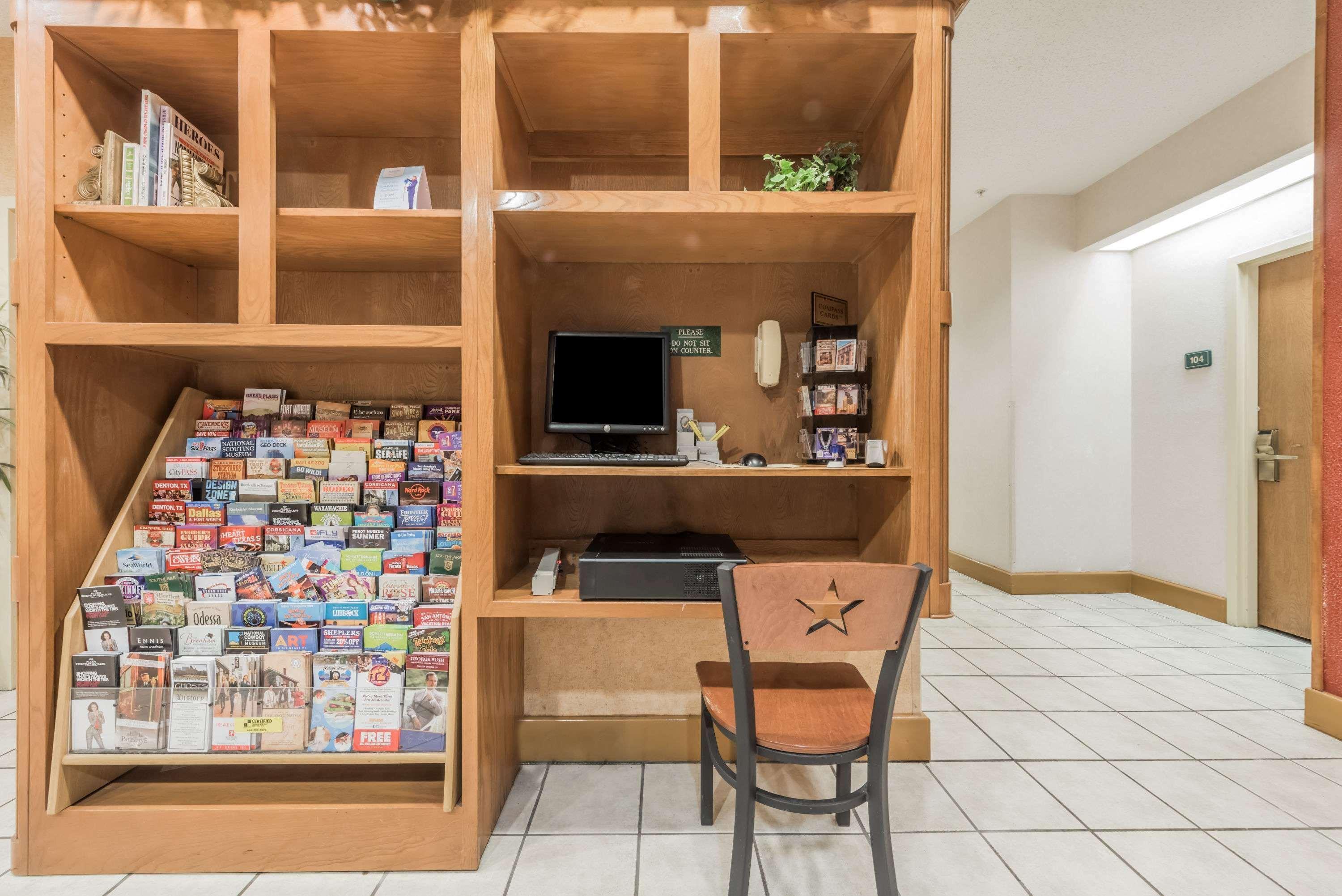 Super 8 By Wyndham Fort Worth Downtown South Экстерьер фото